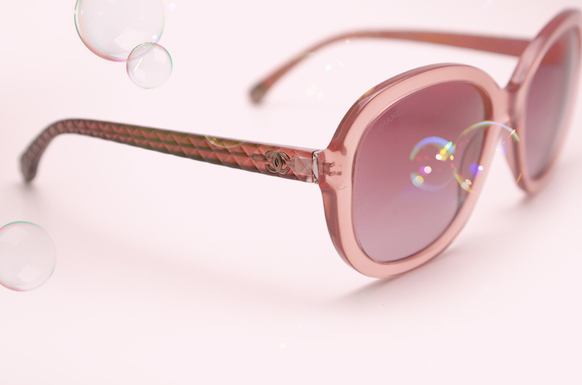 CHANEL - An innocent universe for a collection filled with lightness