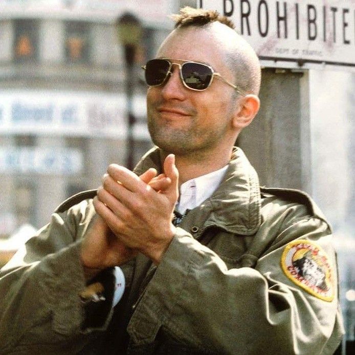 Robert De Niro wearing Randolph Aviator in Taxi Driver