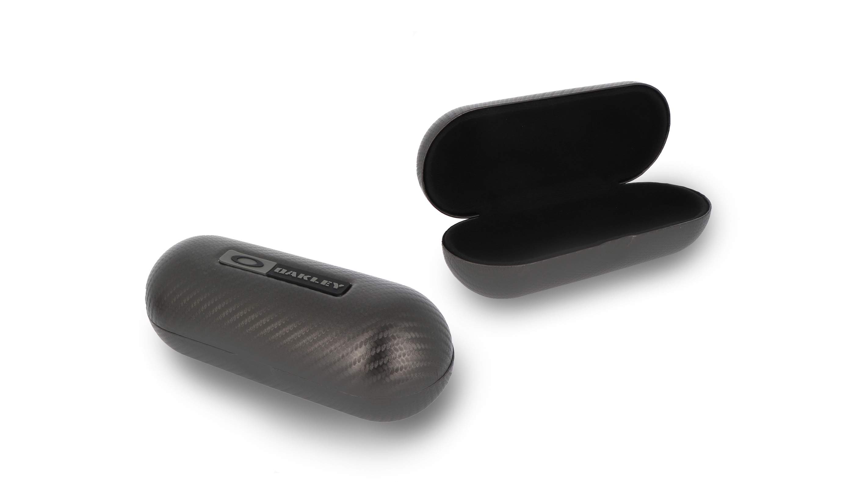 Official Oakley accessories: hard case and microfiber pouch